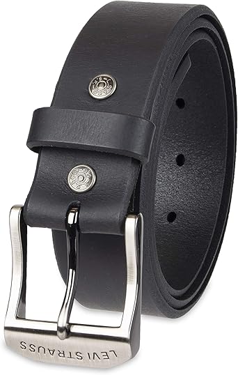 Levi's Men's Logo Buckle Classic Leather Belt with Rivets
