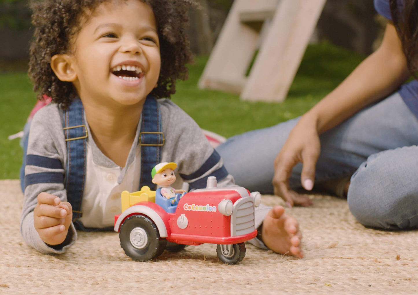 Cocomelon Official Musical Tractor w/Sounds & 3-inch JJ Figurine, Macdonald Song