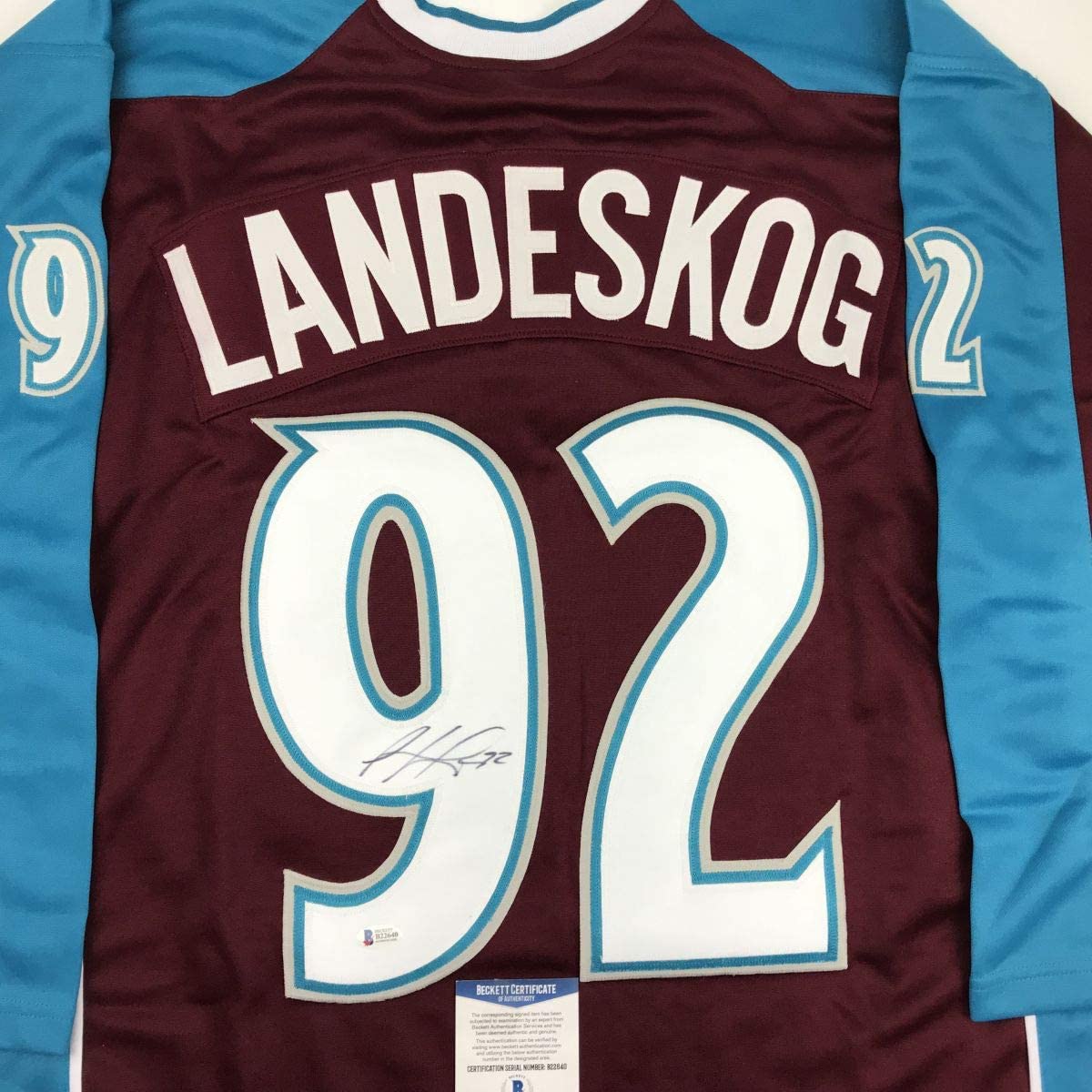 Autographed/Signed Gabriel Landeskog Colorado Maroon Hockey Jersey Beckett BAS COA