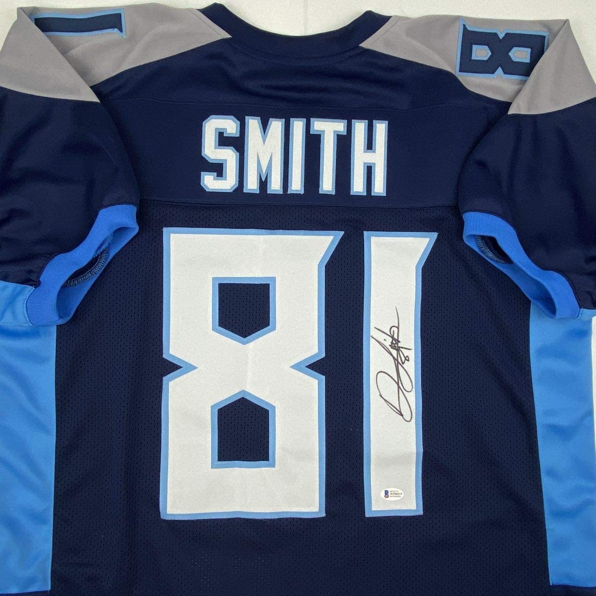 Autographed/Signed Jonnu Smith Tennessee Dark Blue Football Jersey Beckett BAS COA