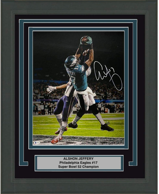 Framed Autographed/Signed Alshon Jeffery Philadelphia Eagles Super Bowl LII 52 TD Catch 16x20 Football Photo Beckett BAS COA
