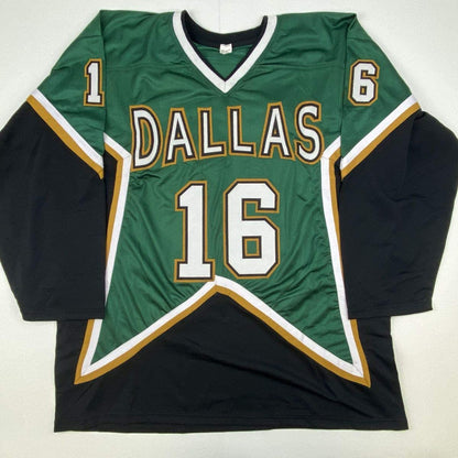 Autographed/Signed Brett Hull Dallas Green Hockey Jersey JSA COA