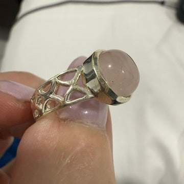 Rose Quartz Round Filigree Band Ring – Sterling Silver – Size 8