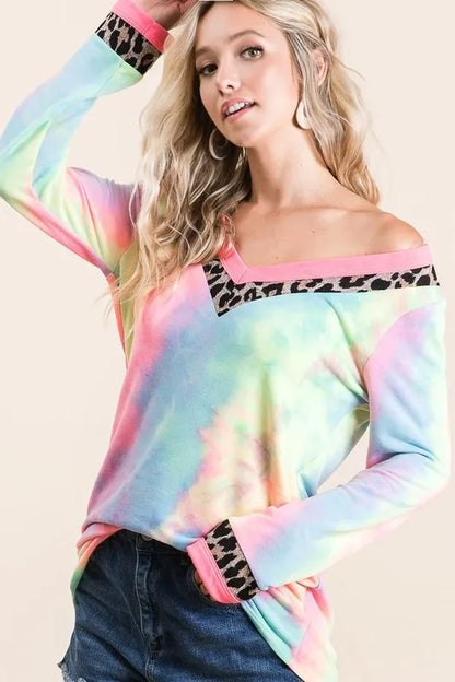 BiBi Tie Dye Terry V-Neck Top | Sybaritic Boutique
