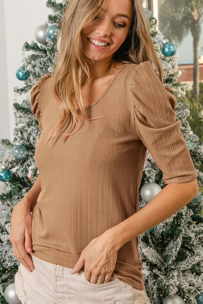 BiBi Verigated Rib Knit Puff Sleeves Shorts Top