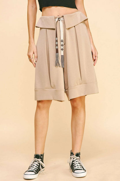 Davi & Dani Fold Over Waist Band Strap Detail Short