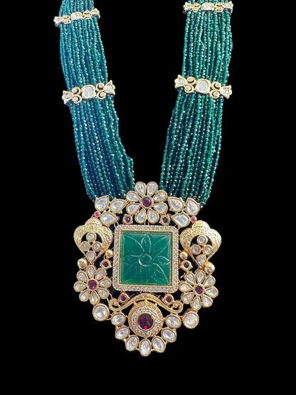 DLN83 Gaiti Polki Rani haar with earrings Tika - Green / emerald ( READY TO SHIP )