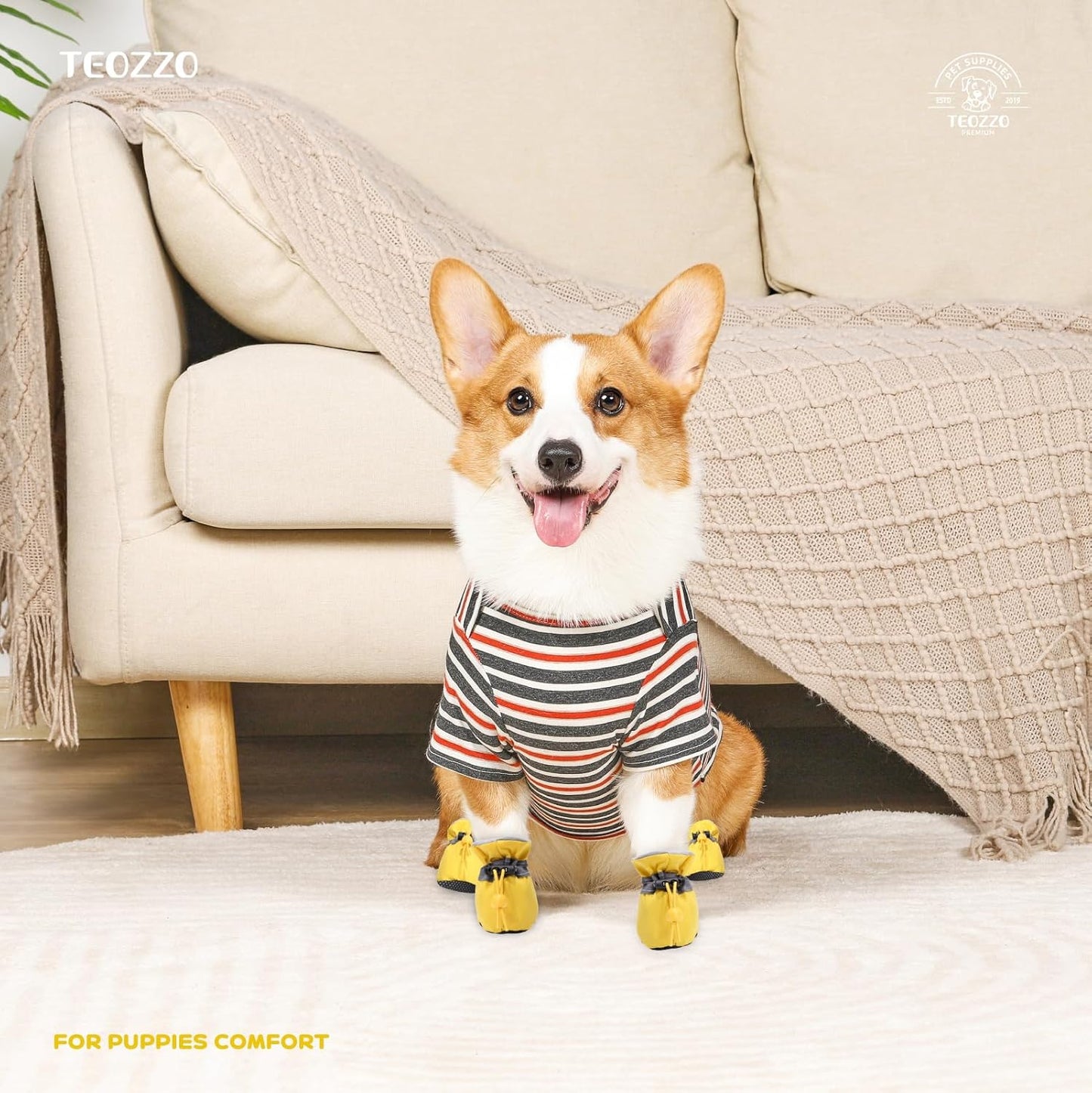 Waterproof Reflective Dog Boots – Winter Warm Anti-Slip Pet Shoes with Adjustable Drawstring, for Small Dogs & Puppies (Set of 4)