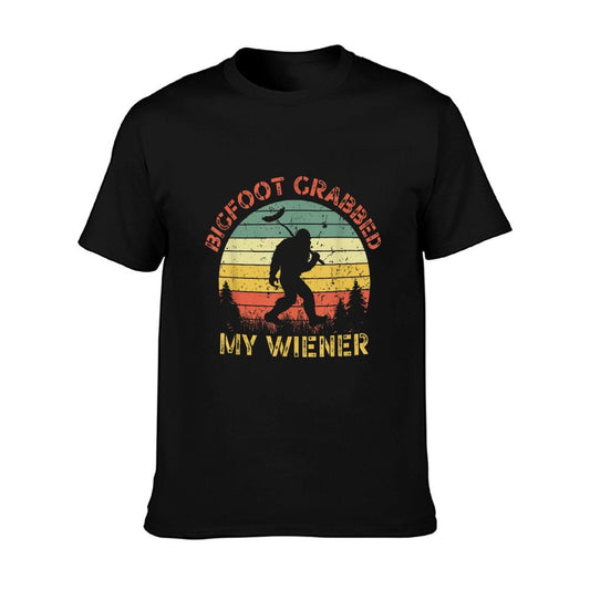Funny Retro Bigfoot, Bigfoot Grabbed My Wiener Design T-Shirt