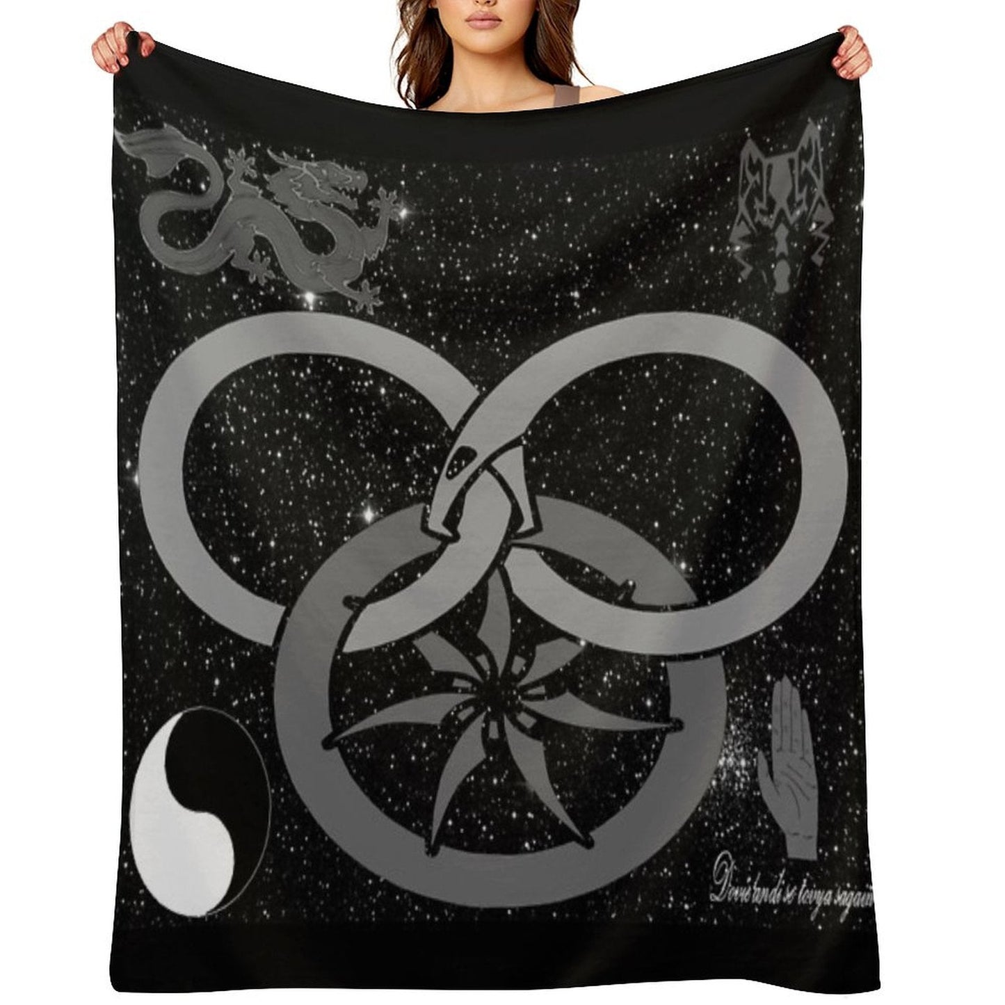 Wheel of Time - Tel'aran'rhiod And Symbols - Black And White Throw Blanket