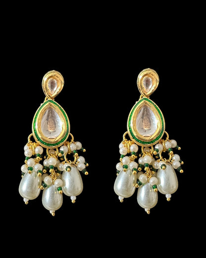PS551 High quality kundan and pearl pendant set ( READY TO SHIP )