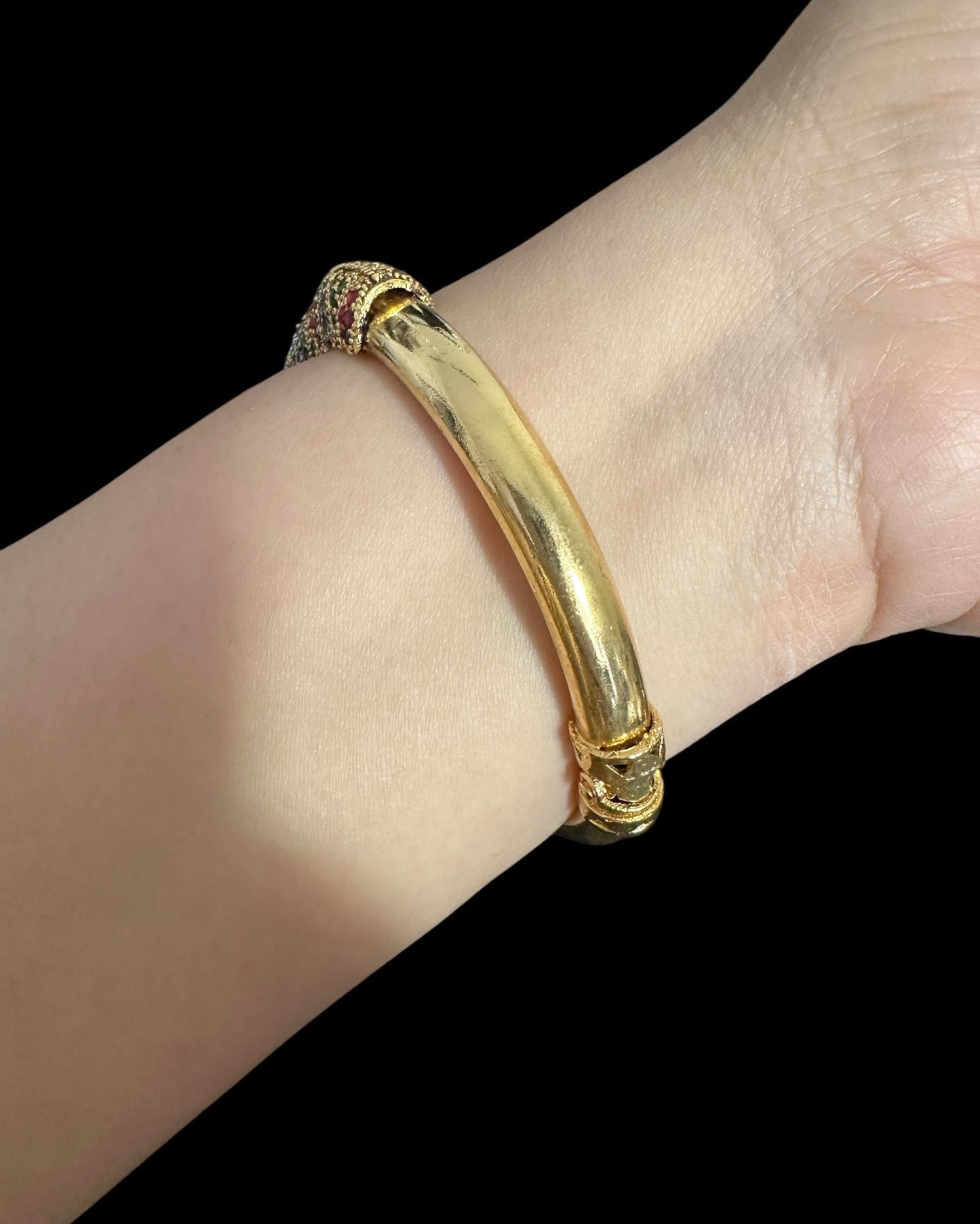 BG807 SALWA zircon bangles -Blue , openable ( SHIPS IN 4 WEEKS  )