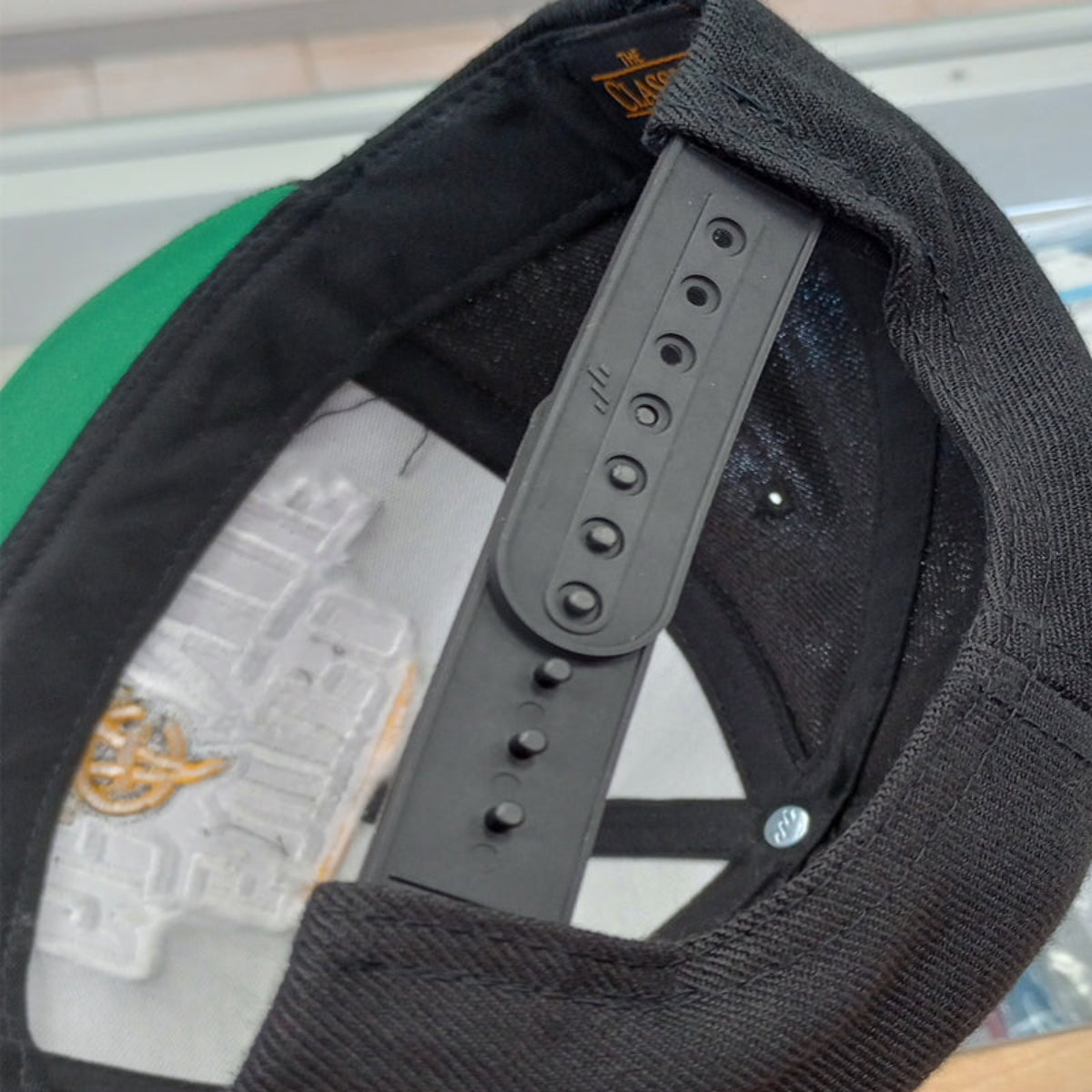 Aguilas Cibaeñas New Era SnapBack Black Face Hat