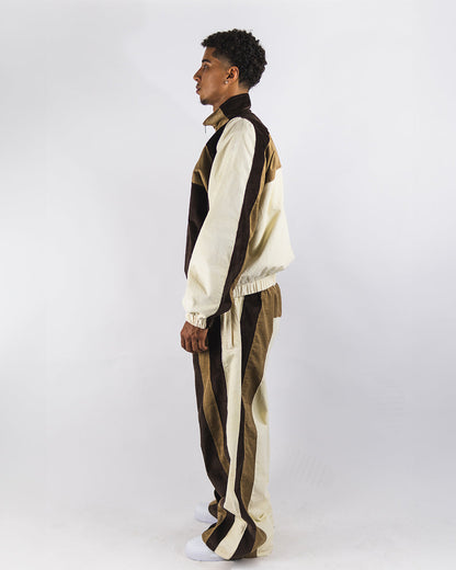 "RADIANT AURA" WIDE LEG SWEATS (CARAMEL MOCHA)