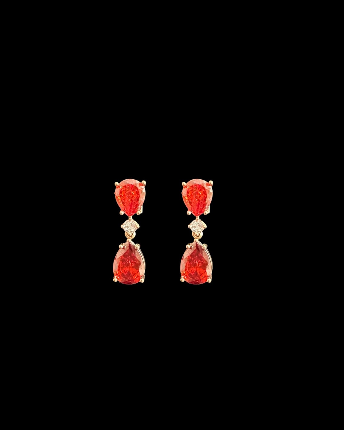 DER789 Cz tear drop earrings ( READY TO SHIP )