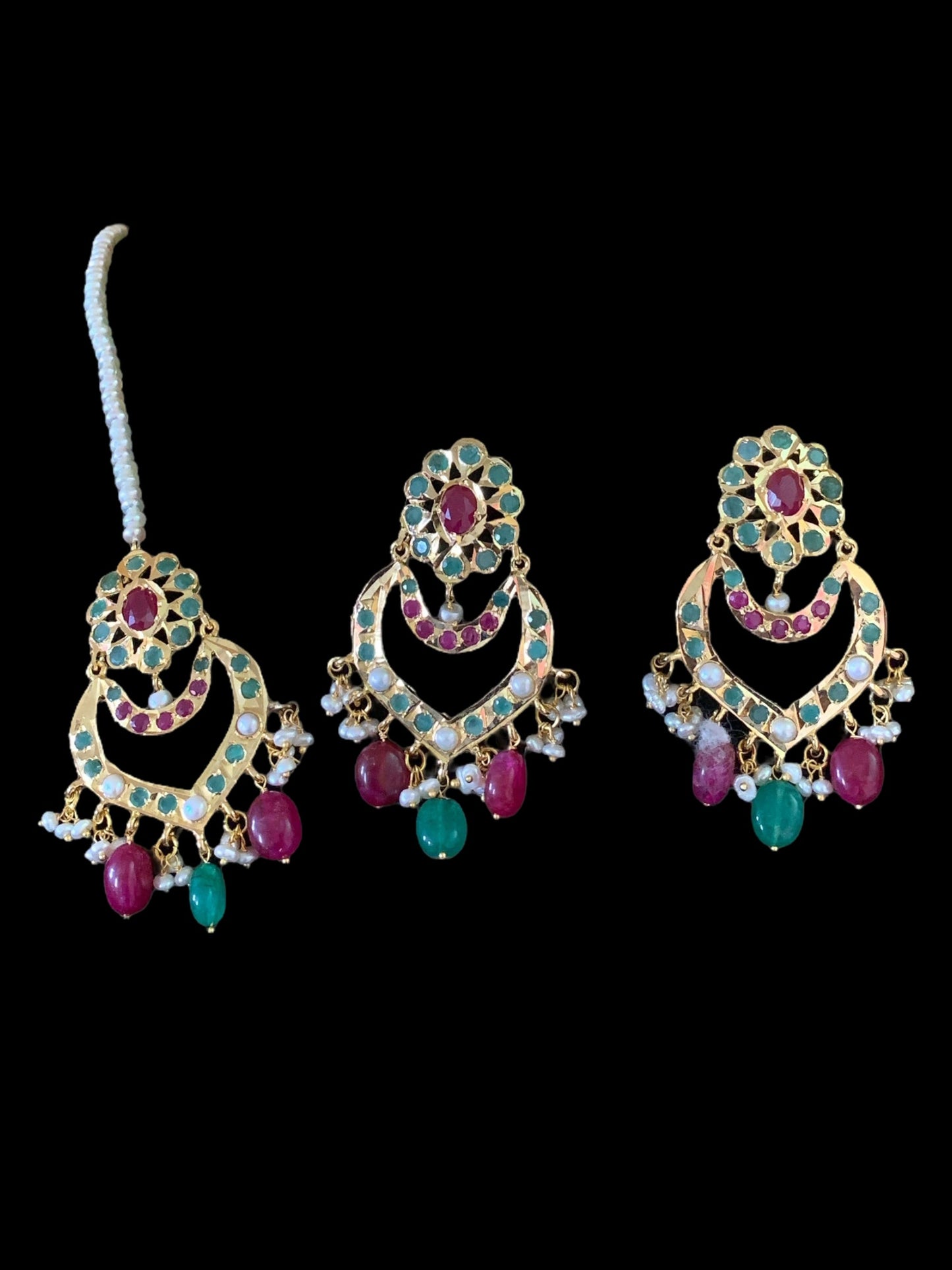 C311 Mahira choker set ( SHIPS IN 4 WEEKS )