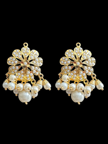 PS376 Kavya pendant set in pearls   ( READY TO SHIP)