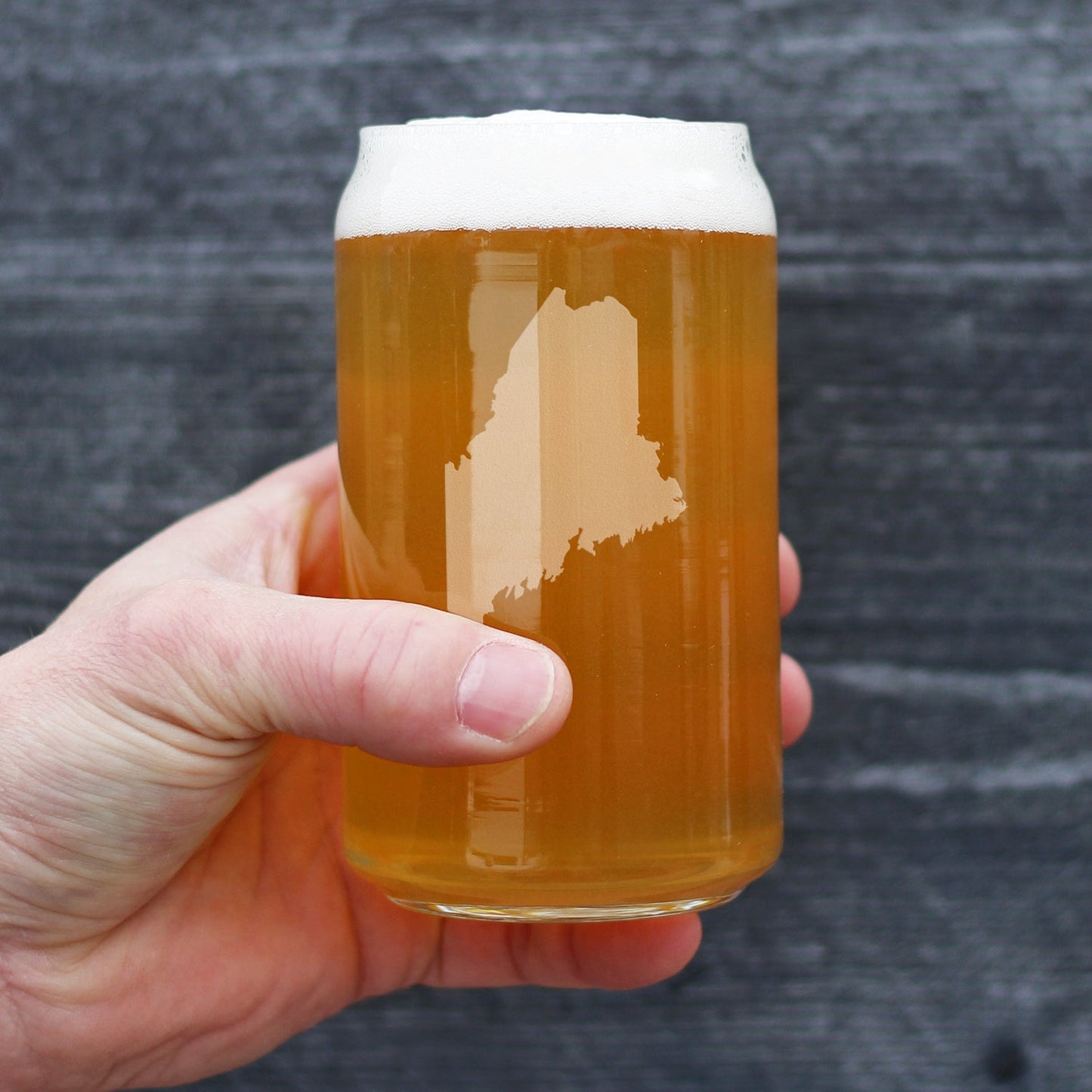 Maine State Outline Beer Can Pint Glass - State Themed Drinking Decor and Gifts for Mainer Women & Men - 16 Oz Glasses