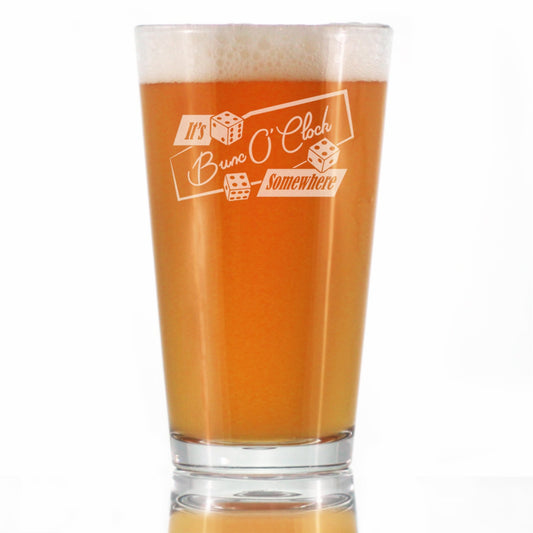 BuncO 'Clock Somewhere Pint Glass for Beer - Bunco Decor and Bunco Gifts for Women - 16 Oz Glasses