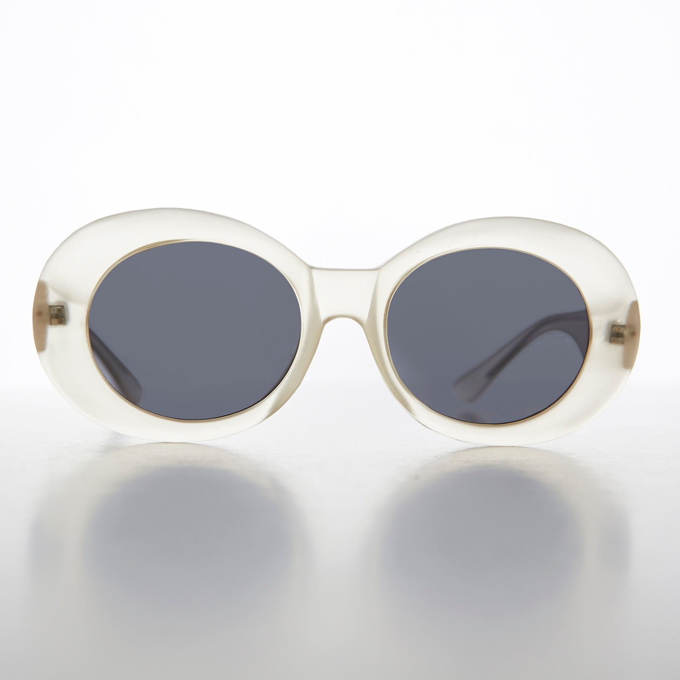 Oval Clout Cat Eye Vintage Sunglasses - Emma