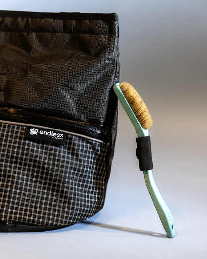 Magnetic Brush Bucket