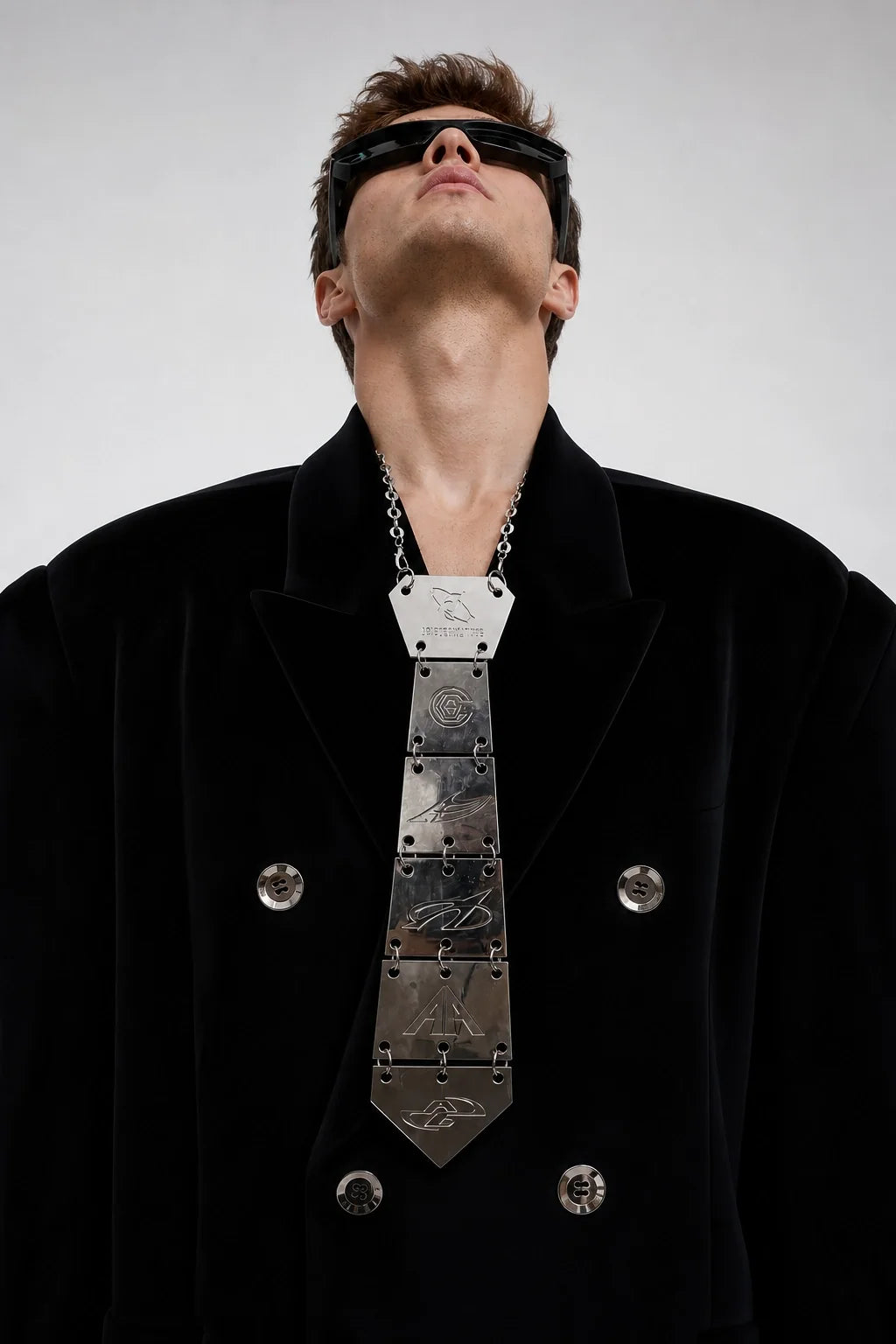 3D Spine-Inspired Metal Tie Necklace