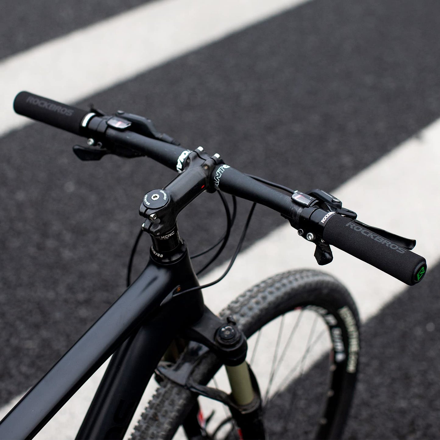 ROCKBROS Bike Grips Foam Single Lock on Bicycle  Soft Comfortable Non-Slip Bike Handle Grips