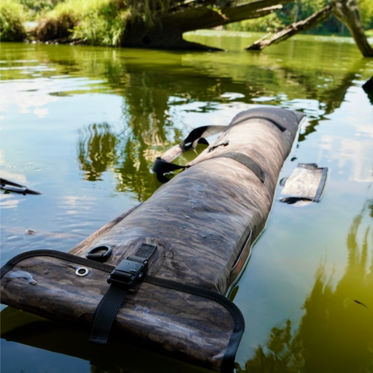 PREORDER NOW - Waterproof, Floating Shotgun Bag [APRIL 2026] - Triathlete Store