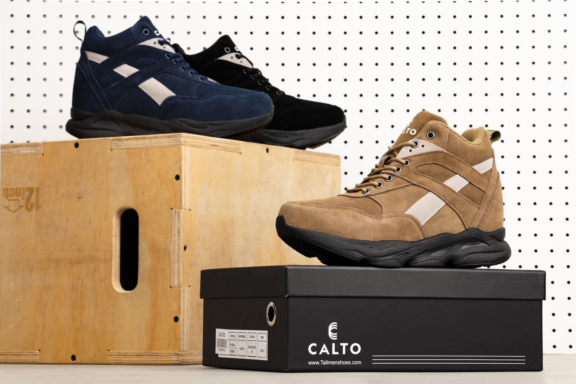CALTO - S33594 - 4 Inches Taller (Black/Grey) - Sneakers - Triathlete Store