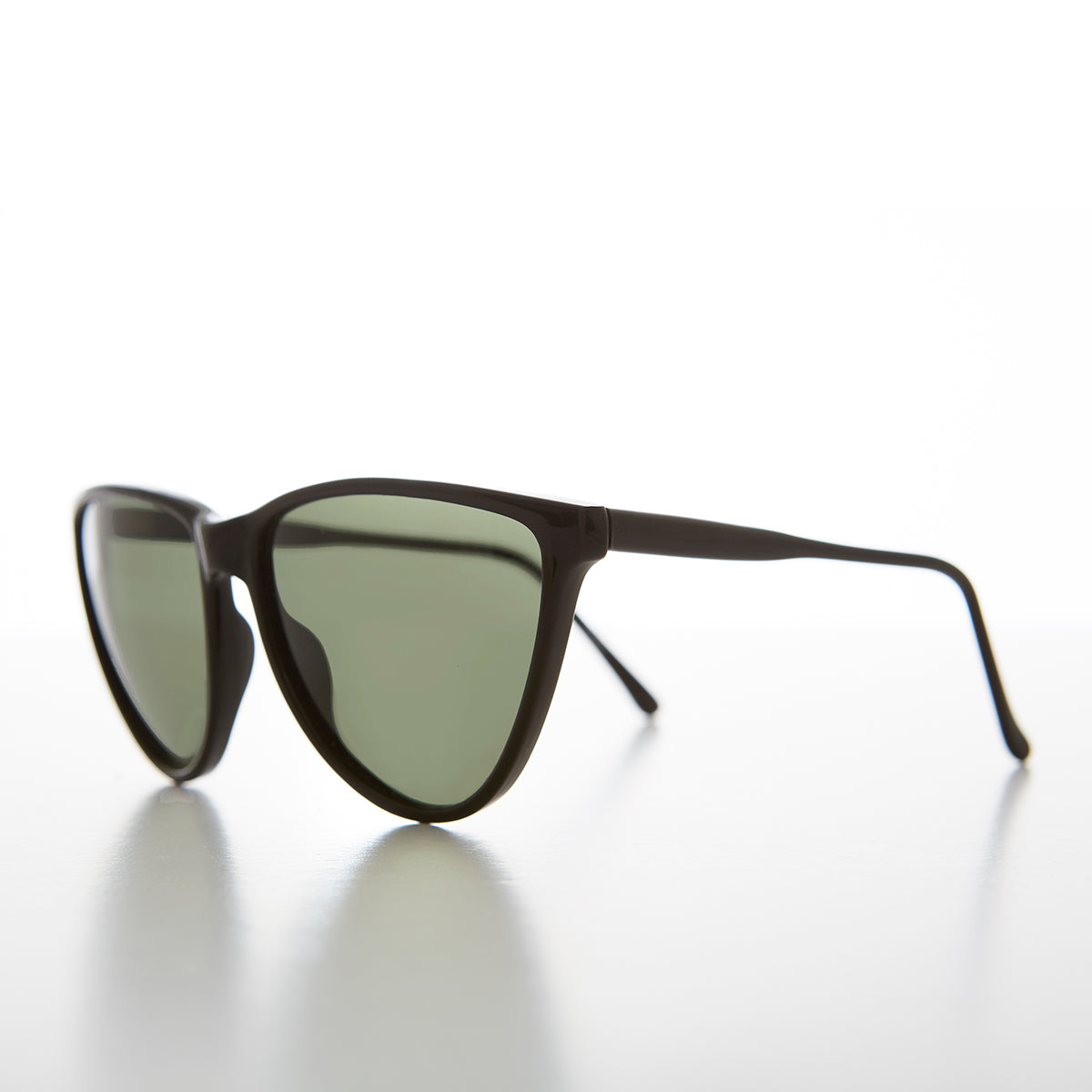 Large Unique Cat Eye Vintage Sunglass - Cecile