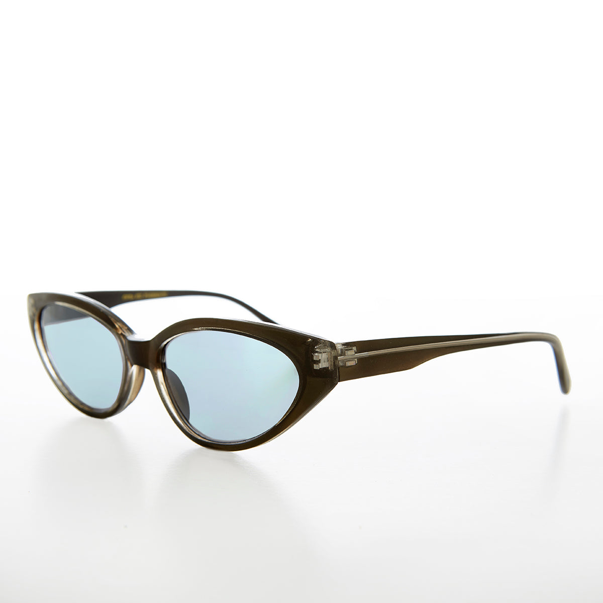 Sexy Sleek 90s Cat Eye Sunglass - Clarice