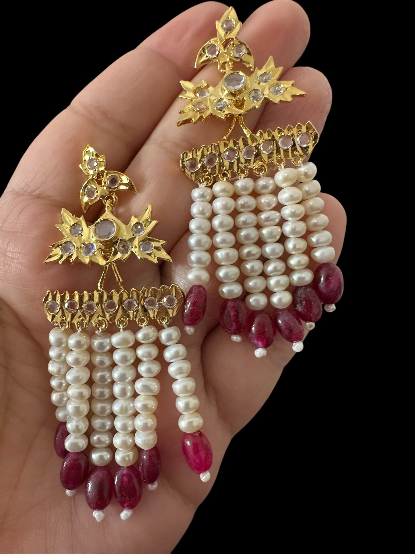 DER804 Grape earrings in fresh water pearls and ruby beads ( READY TO SHIP )