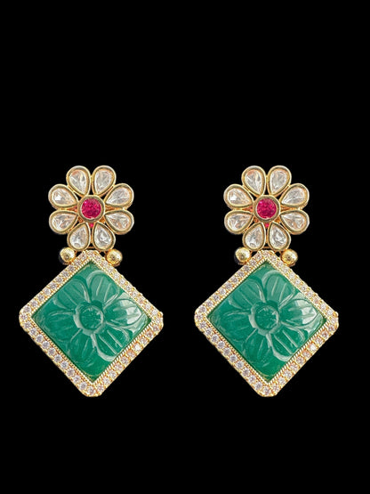 DLN83 Gaiti Polki Rani haar with earrings Tika - Green / emerald ( READY TO SHIP )