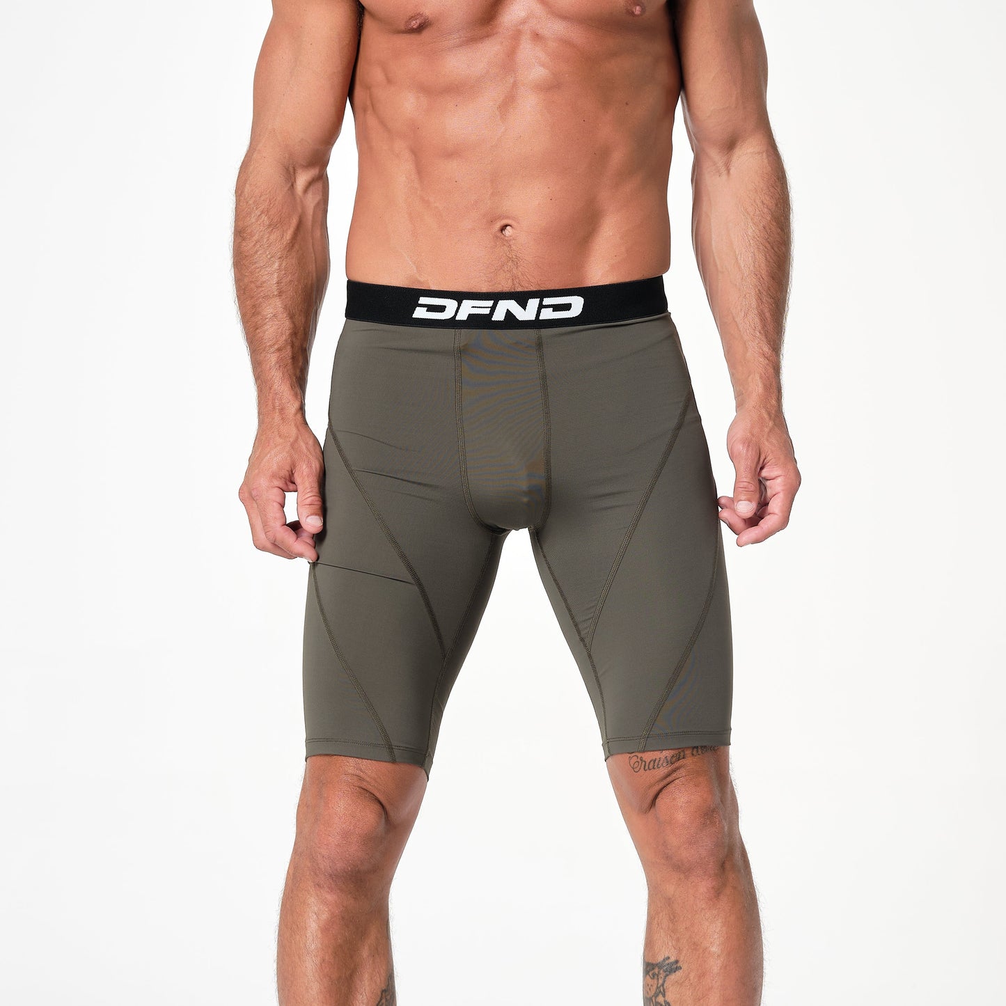 ACTIVE Ax COMPRESSION SHORTS