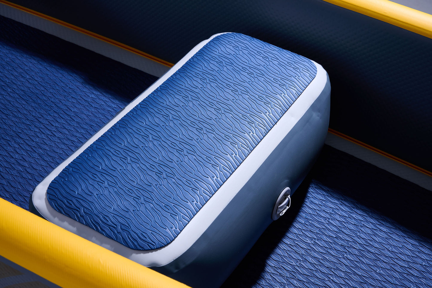 Tomahawk AIR-C – High Pressure Speed Canoe (2/3-Person, DWF Deck)