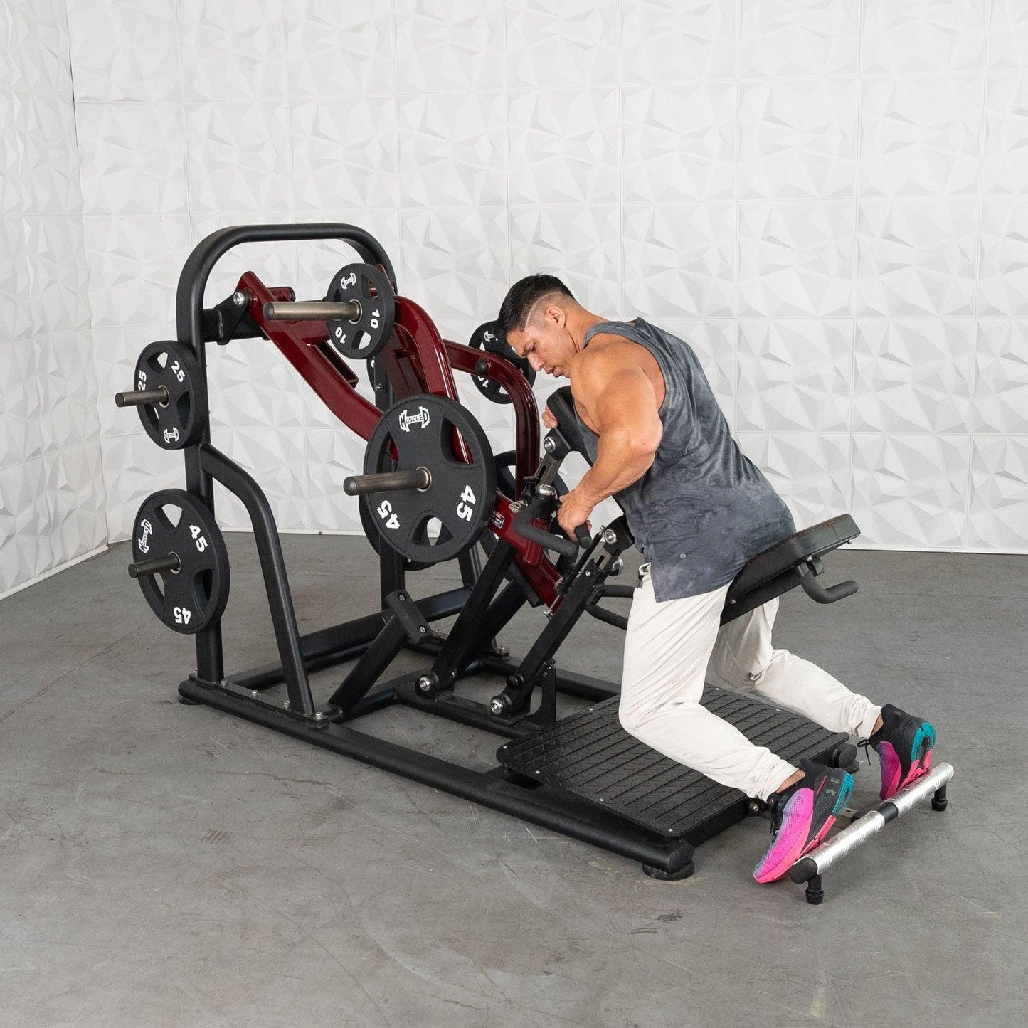 Pro Strength Dynamic Row - Chest Supported - Muscle D Fitness - Premium Adjustable Plate Loaded
