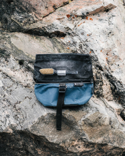 Magnetic Brush Bucket