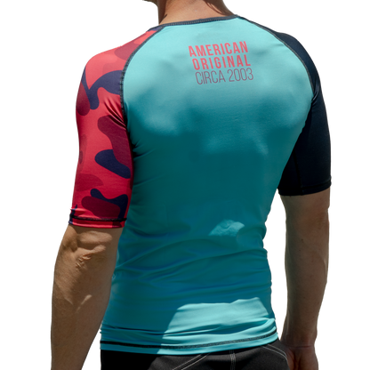 Recall Camo Short Sleeve Rash Guard