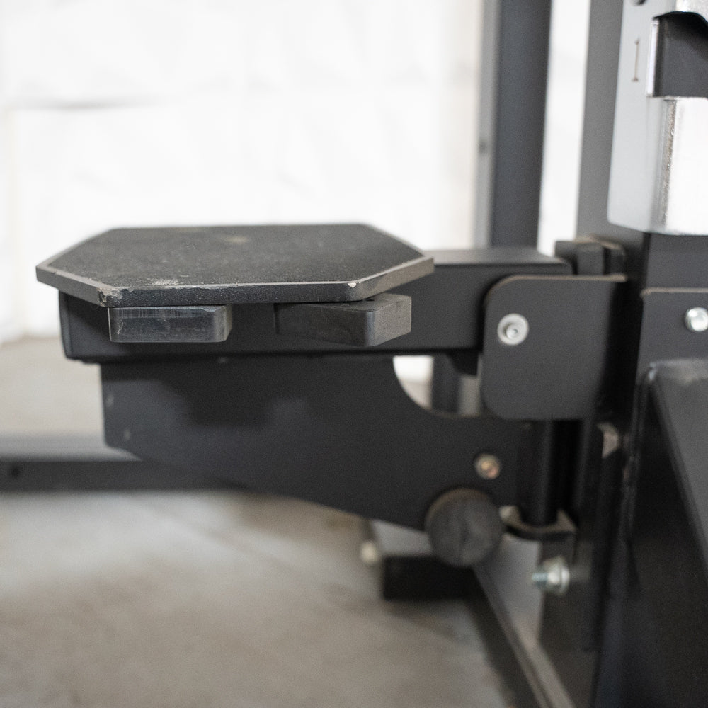 Deluxe Half Rack - Muscle D Fitness - Heavy Duty - Adjustable Safety Bars - Pull Up - Vertical Olympic Bar Storage