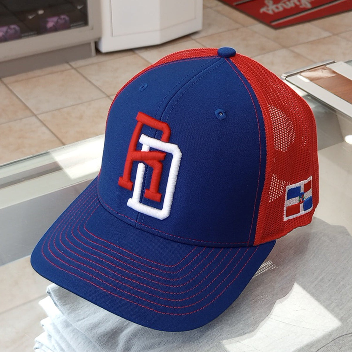 Dominican Republic SnapBack Mesh Royal Red Cap RD