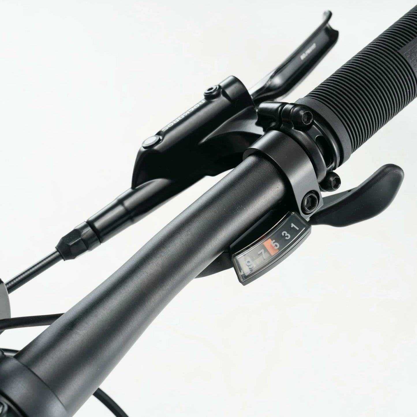 Darwin V 26-Inch Mountain Bike