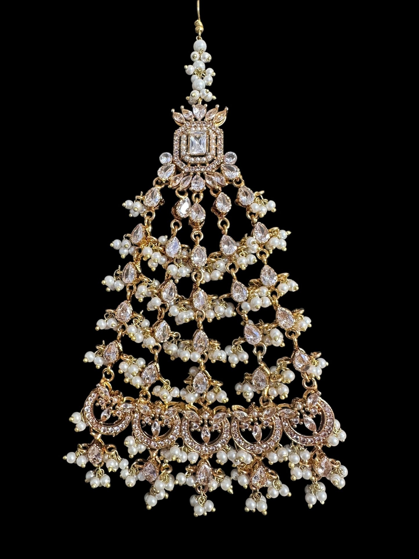 BR495 Shiza bridal set in pearls ( SHIPS IN 4 WEEKS )