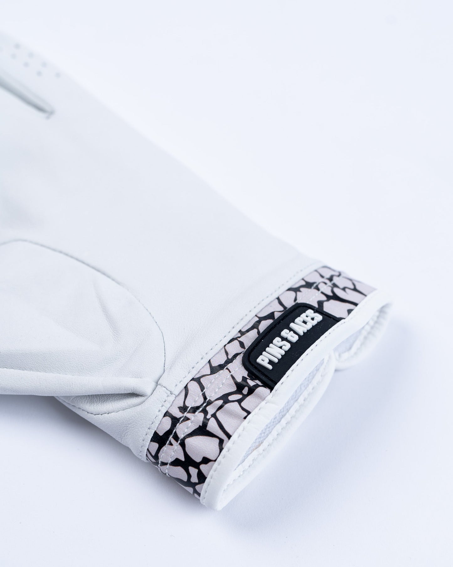 Premium Tour Glove - Elephant Print - Triathlete Store