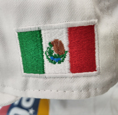 Embroidered Shield and flag SnapBack Mexico New Era White Hat