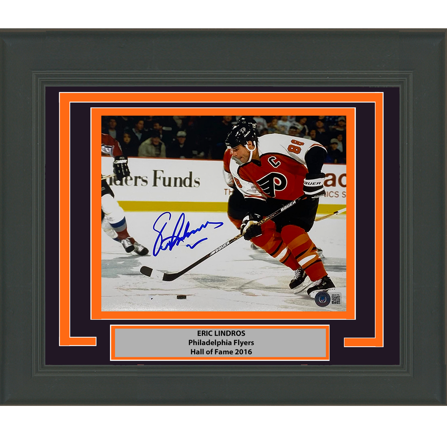 Framed Autographed/Signed Eric Lindros Philadelphia Flyers 8x10 Hockey Photo Beckett BAS COA #2