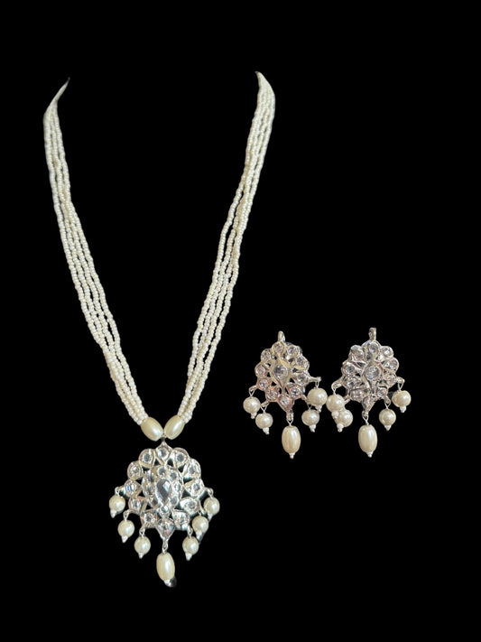 PS492  silver plated pendant set in pearls ( SHIPS IN 4 WEEKS )