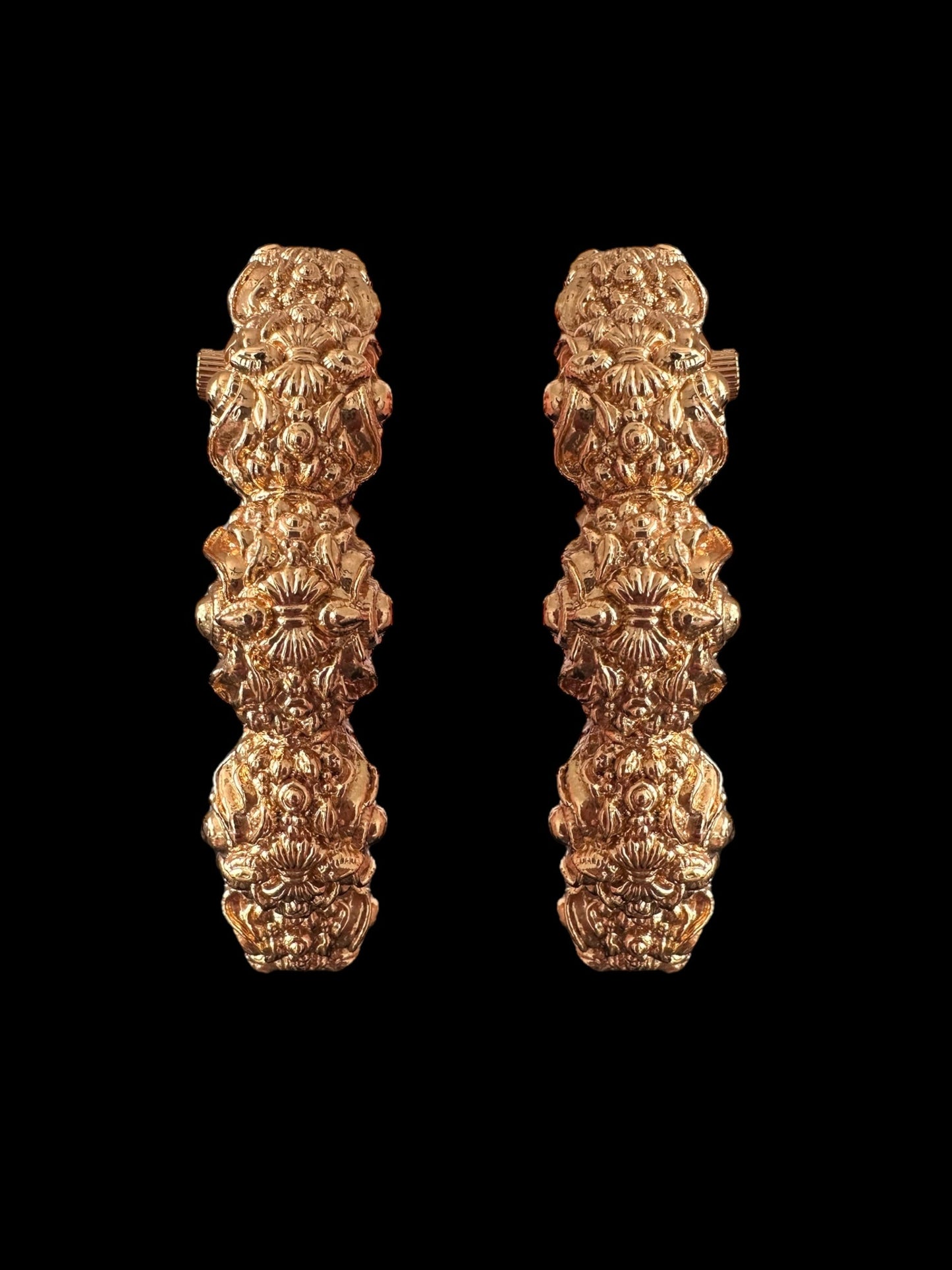 B812 Antique gold plated bangles - openable ( 2.4//2.6) ( READY TO SHIP )