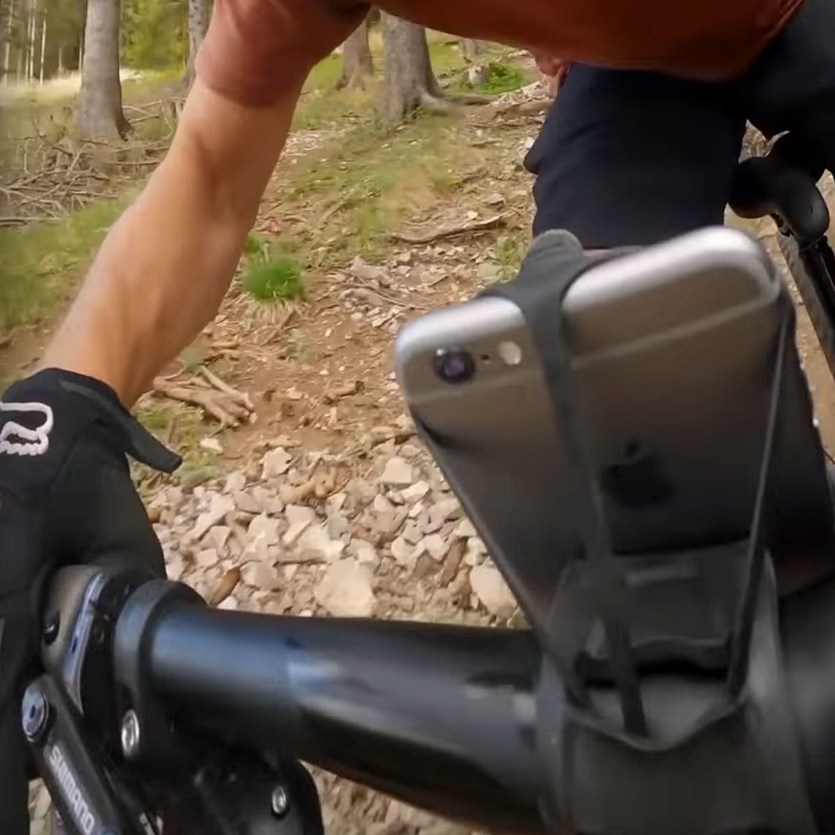 FINN - Universal Bicycle Phone Mount - Green