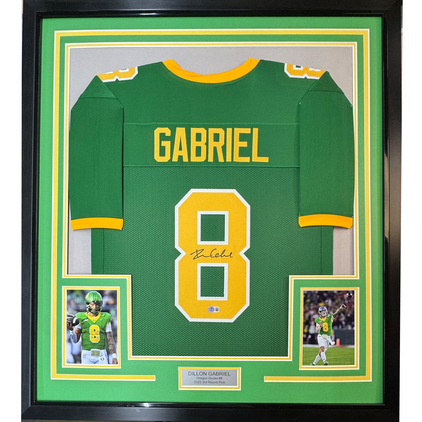 Framed Autographed/Signed Dillon Gabriel 35x39 Oregon Green College Football Jersey Beckett BAS COA