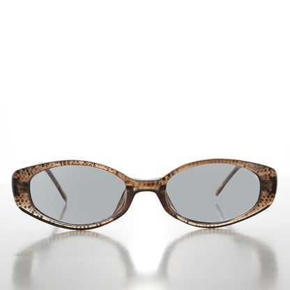 90s Oval Sunglasses with Light Tinted Lenses - Helena